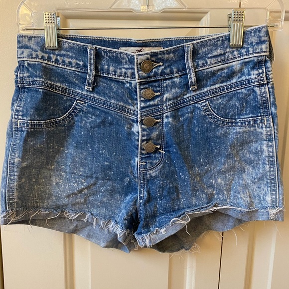 Hollister Pants - Hollister denim shorts